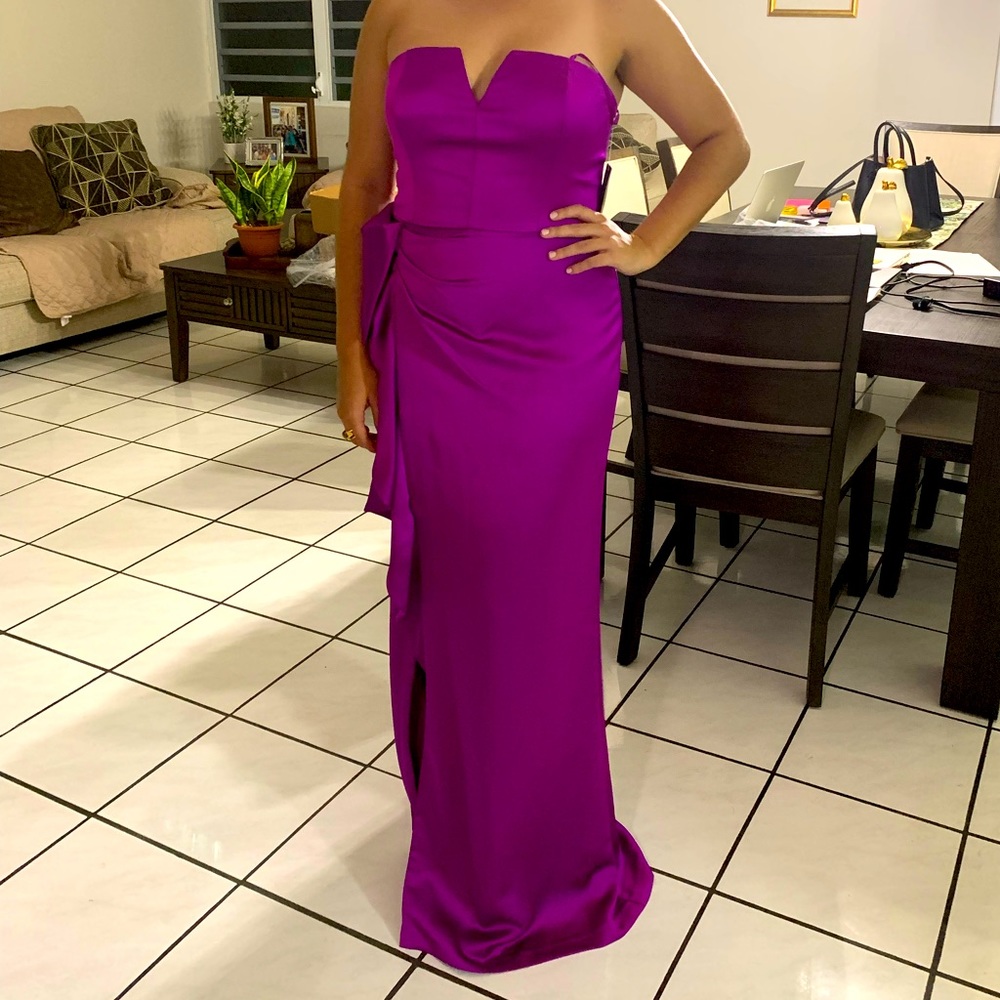 Saks Dark Magenta Stunning Gown Size 10